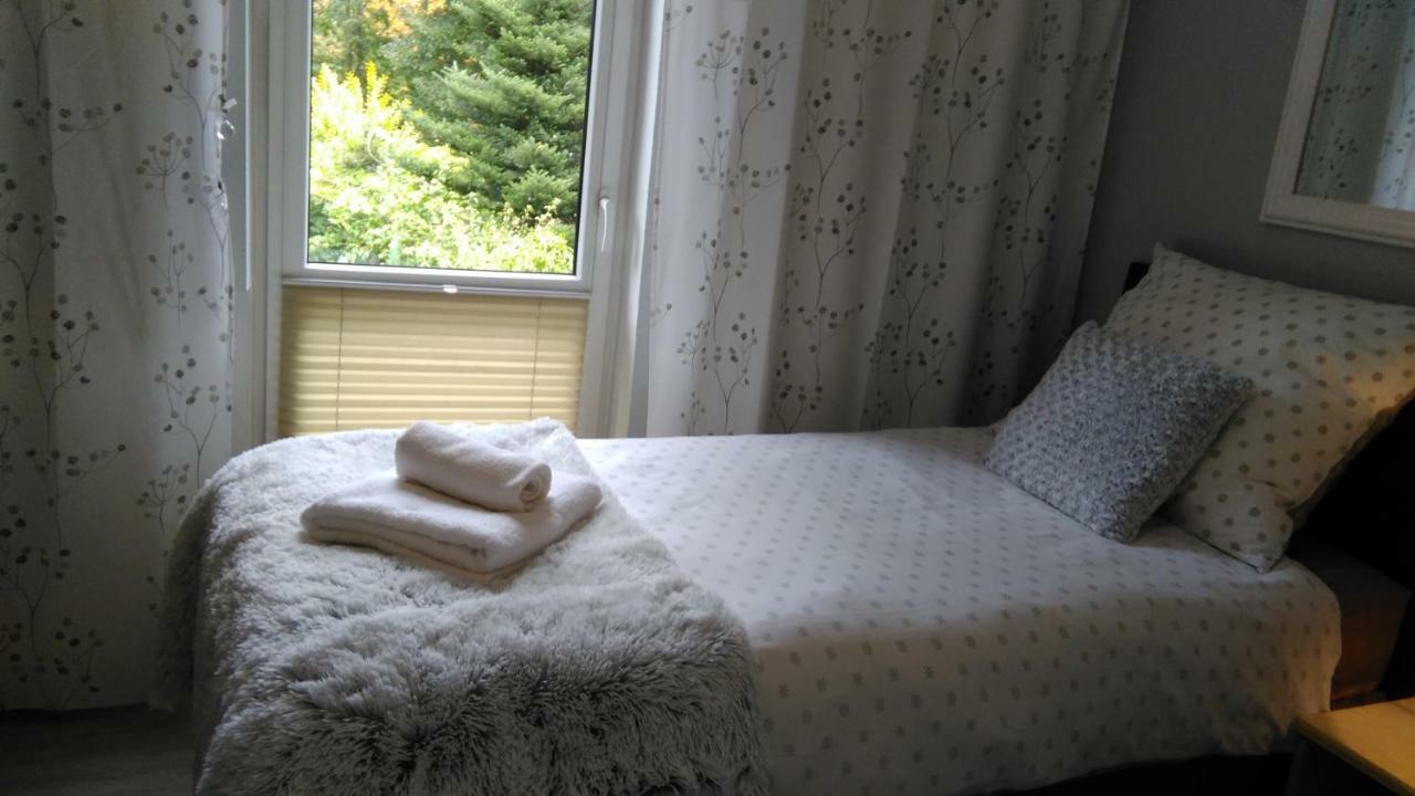 Willa Nad Sola Guest House Oswiecim Ngoại thất bức ảnh