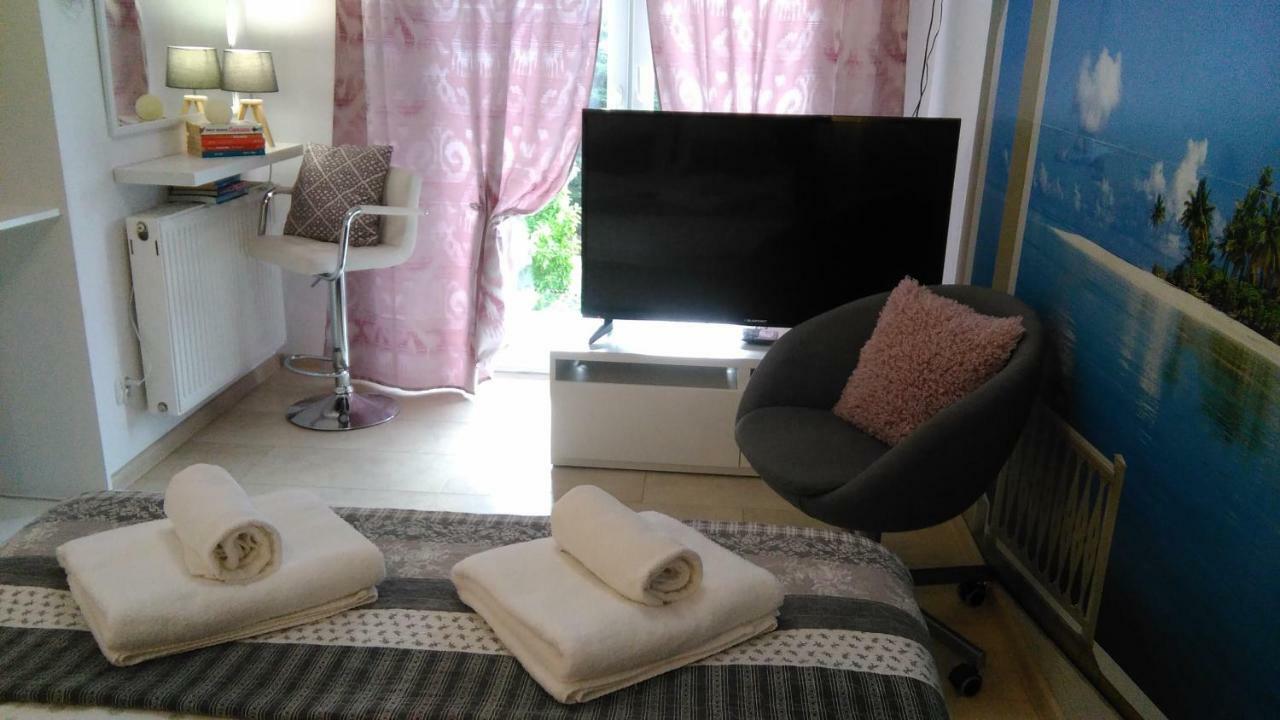 Willa Nad Sola Guest House Oswiecim Ngoại thất bức ảnh
